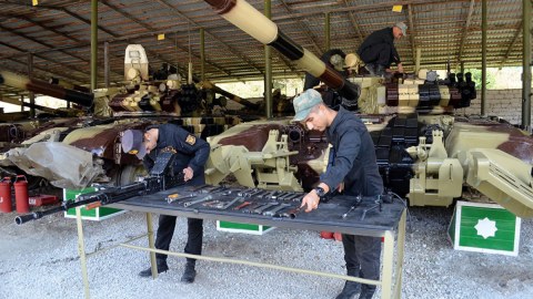 Silah və döyüş texnikalarının sazlığı yoxlanıldı - FOTO