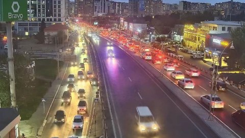 Bakı iş həftəsini tıxacla yola salır