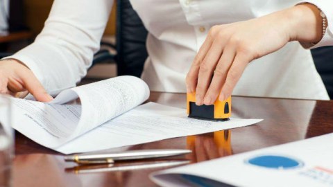 İşə düzəltmək adı ilə 36 min manat ələ keçirdi