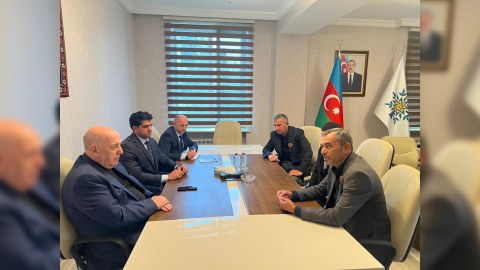 Əhliman Əmiraslanov Sabirabadda seçicilərini qəbul etdi - FOTO