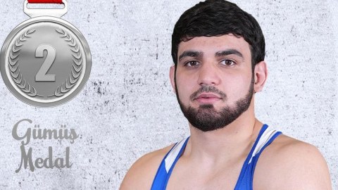 Sofiyada növbəti medalımız