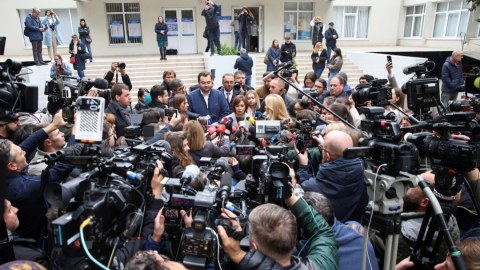 Moldova seçkiləri: hazırkı prezident öndə GEDİR