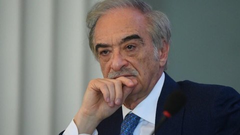 Polad Bülbüloğlu "Qələbə" marşı yazacaq&nbsp;-&nbsp;VİDEO