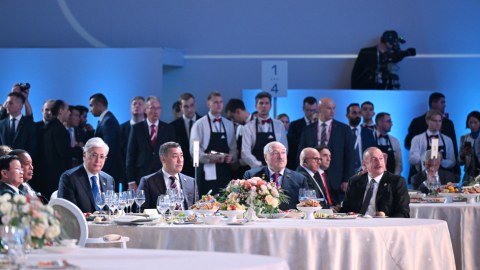 Liderlər BRICS sammitinə belə gəldilər - VİDEO