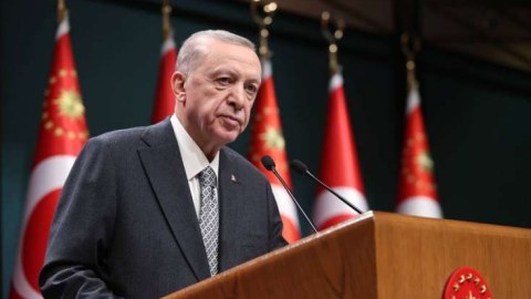 Ərdoğan terrora görə iclas keçirəcək 