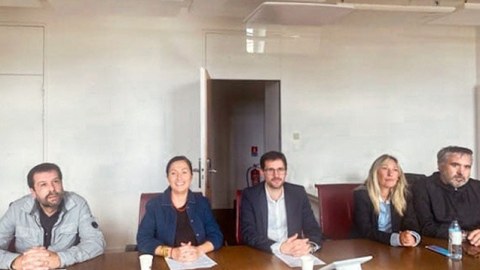Korsikanın siyahıya daxil olunmasını tələb etdilər