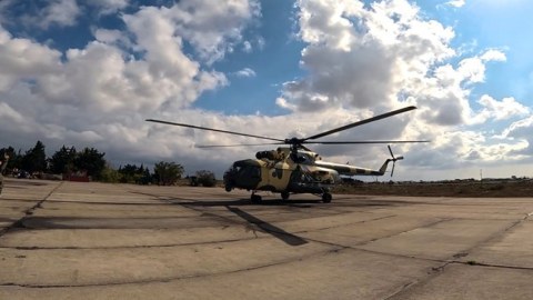 Hərbi helikopterlərimiz havaya qaldırıldı - VİDEO
