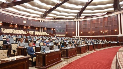 Deputatlar gələn ayın ilk günü TOPLAŞIR