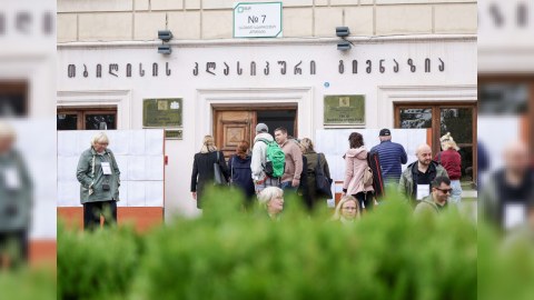Gürcüstanda seçki zamanı 1 nəfər ölüb