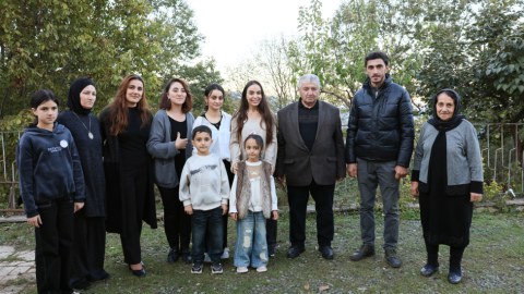Leyla Əliyeva çoban Xanışın ailəsi ilə bir arada - FOTOLAR