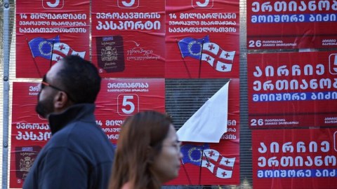 "Gürcü arzusu" qələbə qazandı, müxalifət nəticələri tanımadı