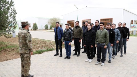 Azərbaycanda niyə mütəmadi&nbsp;hərbi toplanışlar keçirilir?
