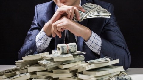 Azərbaycanda vəzifəli şəxslər həbs edildi: 84 milyon manat...