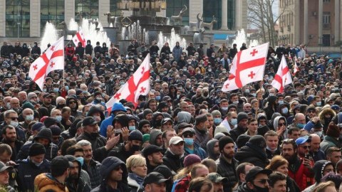 Tbilisidə vəziyyət: &ldquo;Gürcü arzusu&rdquo; prezidentin &ldquo;vetosu&rdquo;nu qıracaq - ŞƏRH