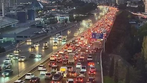 Hazırda tıxac olan yolların SİYAHISI