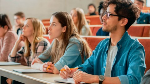 Azərbaycanda hər 3 abituriyentdən biri istəmədiyi ixtisası seçir