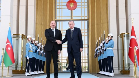 Sarsılmaz qardaşlığımızdan fərəh hissi duyuruq - İlham Əliyev