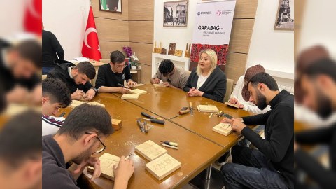 Gəncədə ağacoyma sənəti üzrə təlim keçirilib