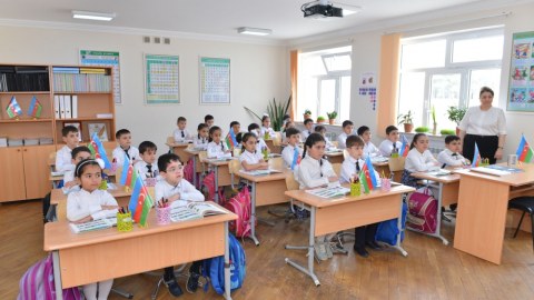 Şagirdlərin elektron yerdəyişməsi BAŞLADI