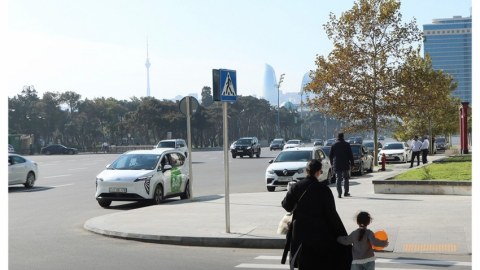 Neftçilər prospektində piyada keçidi