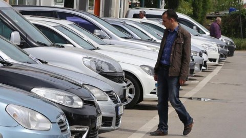 Azərbaycanda bu maşınlar UCUZLAŞA BİLƏR 