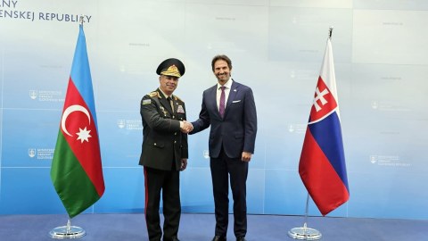 Zakir Həsənov Slovakiyadadır - FOTO