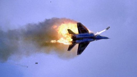 MİQ-29 qəzaya uğradı: pilot sağ qaldı
