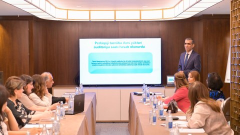 “Ali təhsildə elmi fəaliyyətin təşkilində yeni çağırışlar”