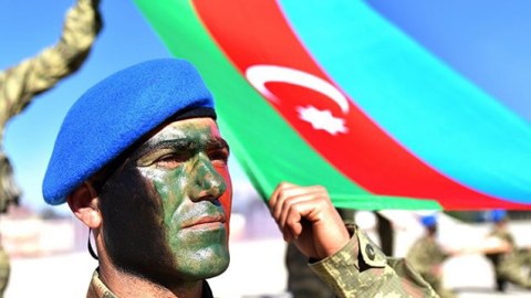 "Komando” olmaq istəyənlərin nəzərinə!