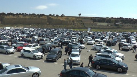 Növbəti avtomobil hərracı elan edildi