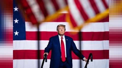 Tramp Amerika və dünya üçün nə VƏD EDİR...