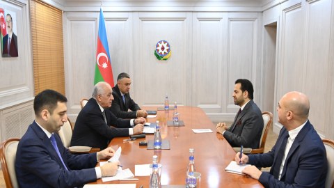 Əli Əsədov Müsəlman Ağsaqqalları Şurasının Baş katibi ilə görüşüb