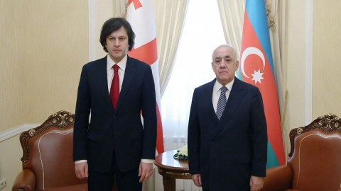 Gürcüstanın Baş naziri Əli Əsədova məktub göndərib
