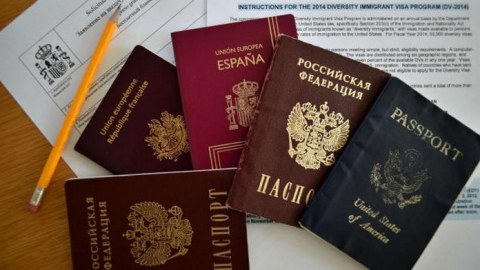 Dünyanın ən güclü 15 pasportu - SİYAHI