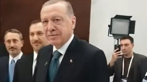 Ərdoğandan İlham Əliyevə: &ldquo;Bakıda görüşərik&rdquo; - VİDEO