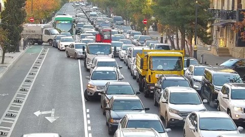 Hazırda tıxac olan YOLLAR - YENİLƏNİB 