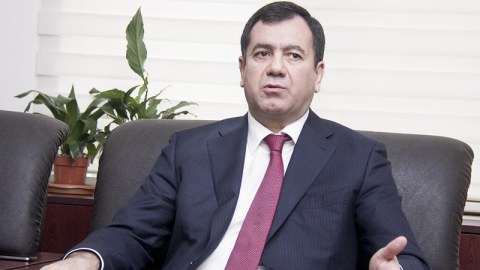 Həyətimizdə 15 pişik saxlayırıq - Qüdrət Həsənquliyev