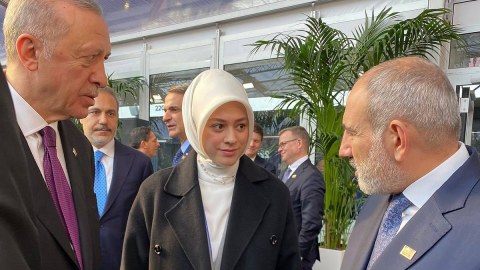 Ərdoğan Paşinyanla GÖRÜŞDÜ