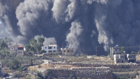 İsrail Livanın şəhərini bombaladı - QORXUNC GÖRÜNTÜLƏR