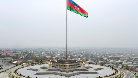 Azərbaycanda Dövlət Bayrağı GÜNÜDÜR