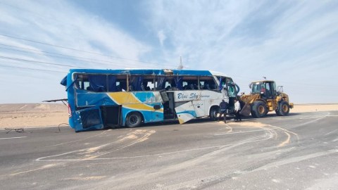 Azərbaycanlı turistlər Misirdə qəzaya uğradı - Yaralananlar var