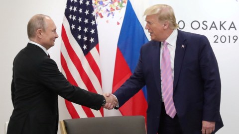 Trampla Putin arasında telefon DANIŞIĞI