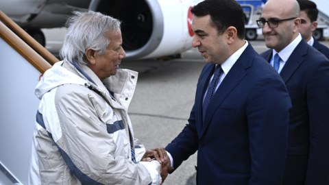 Banqladeşin müvəqqəti hökumətinin Baş müşaviri Azərbaycanda