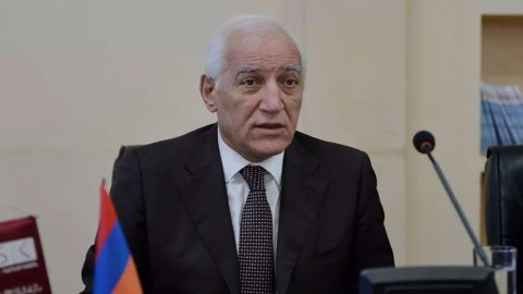 Ermənistan Prezidentinin vəziyyəti pisləşdi: xəstəxanaya yerləşdirildi