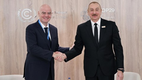 İlham Əliyev FIFA-nın prezidenti ilə görüşdü