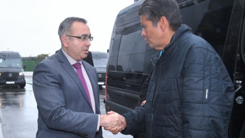 Daha bir ölkənin lideri Azərbaycana gəldi