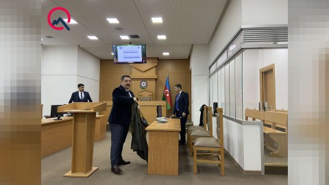 Ağadadaş Ağayev hakim qarşısında - FOTOLAR