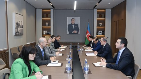 Ceyhun Bayramov BMT baş katibinin köməkçisi ilə görüşdü