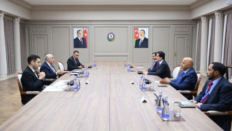 Əli Əsədov görüş keçirdi