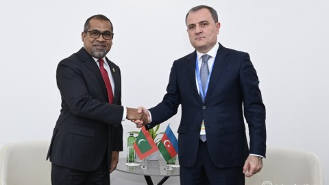 Ceyhun Bayramov həmkarı ilə müzakirələr apardı